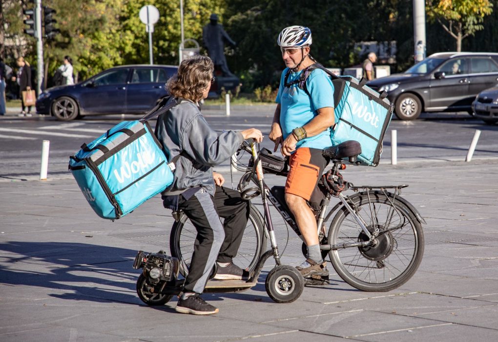 Wolt delivery people
